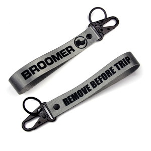 Брелок с карабином - ремувка для ключей BROOMER (темно-серая)