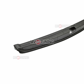 Накладка на порог багажника Рено Дастер (Renault Duster 2010-2021)