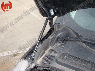 Упор капота двойной для Ford Kuga 2 (2013-2017)