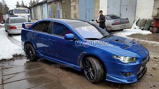 Пороги RPM на Mitsubishi Lancer X (2007-2016) + УСТАНОВОЧНЫЙ КОМПЛЕКТ