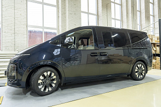 Электрические Пороги ATS для Hyundai Staria (2021-2024)