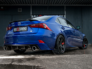 BLACKOUT EDITION. Спойлер крашенный Черный глянец на крышку багажника Lexus IS 3(III) (2013 - 2020) + УСТАНОВОЧНЫЙ КОМПЛЕКТ