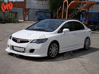 Передний бампер INGS Extreem Honda Civic 4D (2006-2012)