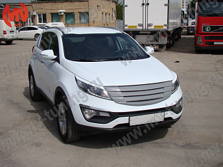 Решетка радиатора var №2 KIA Sportage (2010-2016)