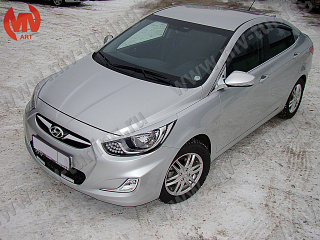Крашеный комплект. Реснички на фары var №1 Hyundai Solaris (2010-2013) Цвет Серый SAE + УСТАНОВОЧНЫЙ КОМПЛЕКТ