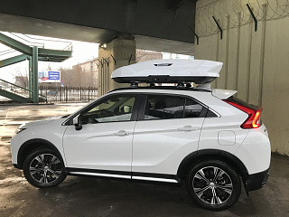 Автобокс Broomer Venture L (430л) АБС/ПММА (Белый глянец)