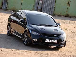 Пороги "Mugen Style" Honda Civic 4D (2006-2012) + УСТАНОВОЧНЫЙ КОМПЛЕКТ